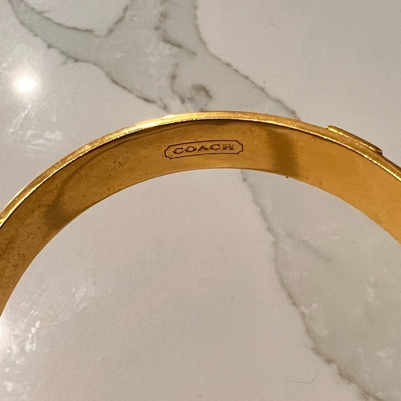 💐💐 Coach brass/gold color bangle 💐💐 - Picture 4 of 6